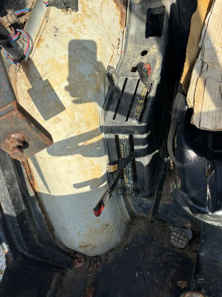 Lamborghini 600 V DT - Traktor: bild 3 Lamborghini 600 V DT - Traktor: bild 3