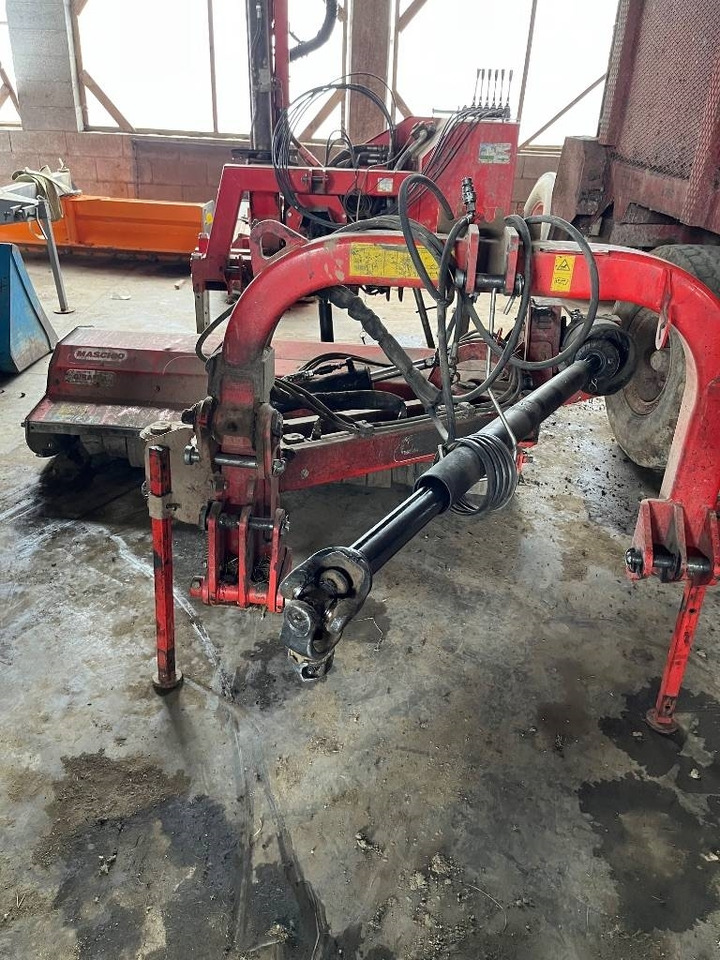 Maschio Giraffa 185  - Släntklippare: bild 1 Maschio Giraffa 185  - Släntklippare: bild 1