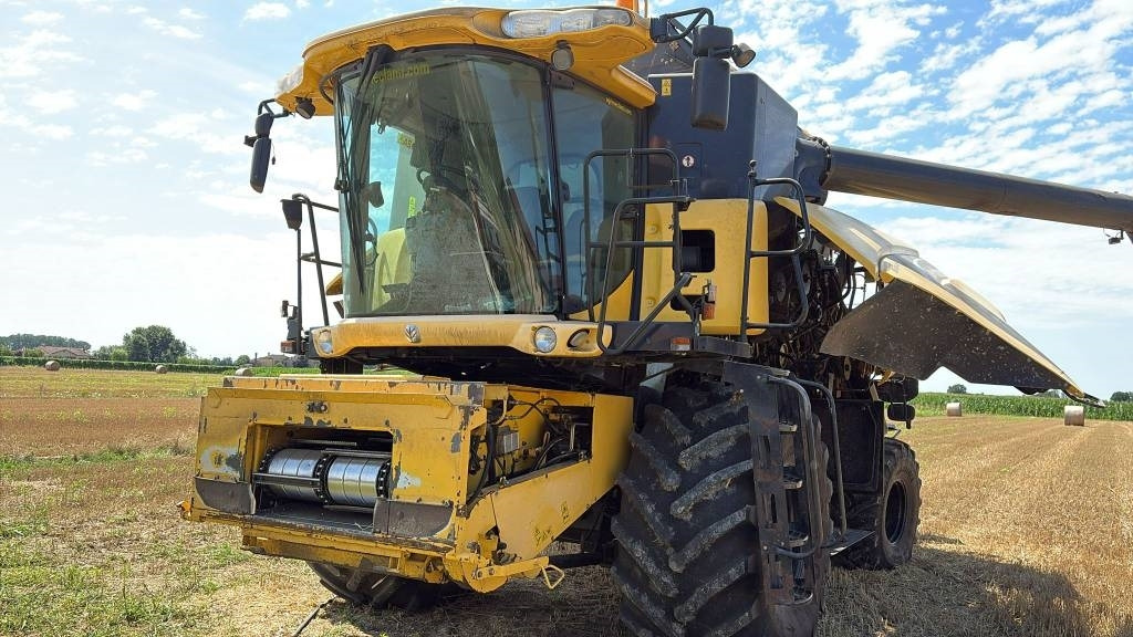 New Holland CR 960  - Skördetröska: bild 2 New Holland CR 960  - Skördetröska: bild 2