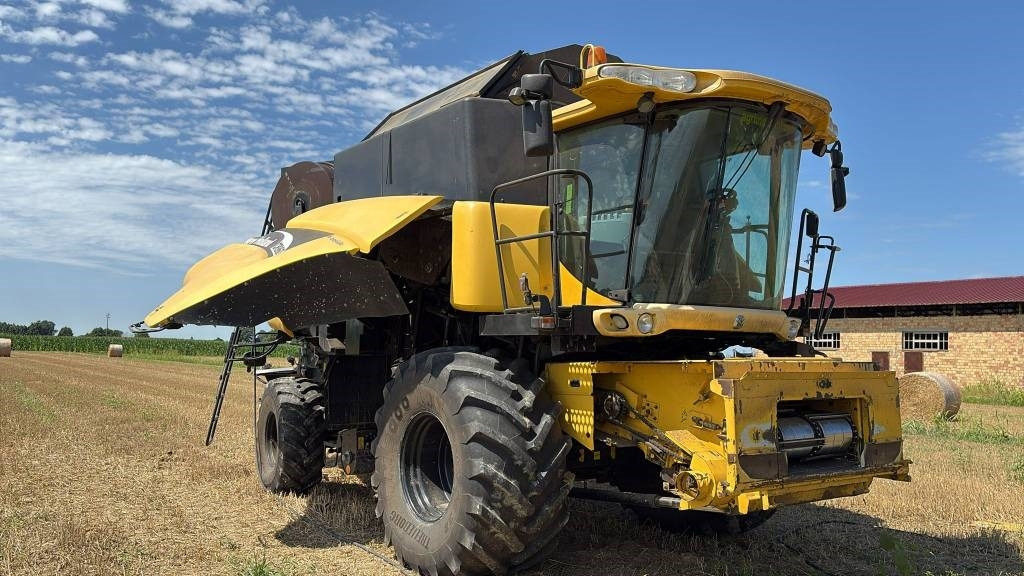 New Holland CR 960  - Skördetröska: bild 1 New Holland CR 960  - Skördetröska: bild 1