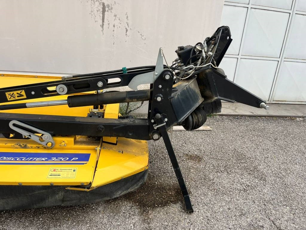 New Holland DISCOCUTTER 320 P  - Slåttermaskin: bild 1 New Holland DISCOCUTTER 320 P  - Slåttermaskin: bild 1