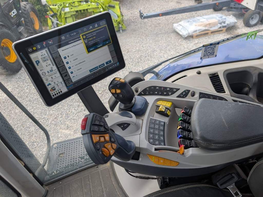 New Holland T 8.380 - Traktor: bild 4 New Holland T 8.380 - Traktor: bild 4