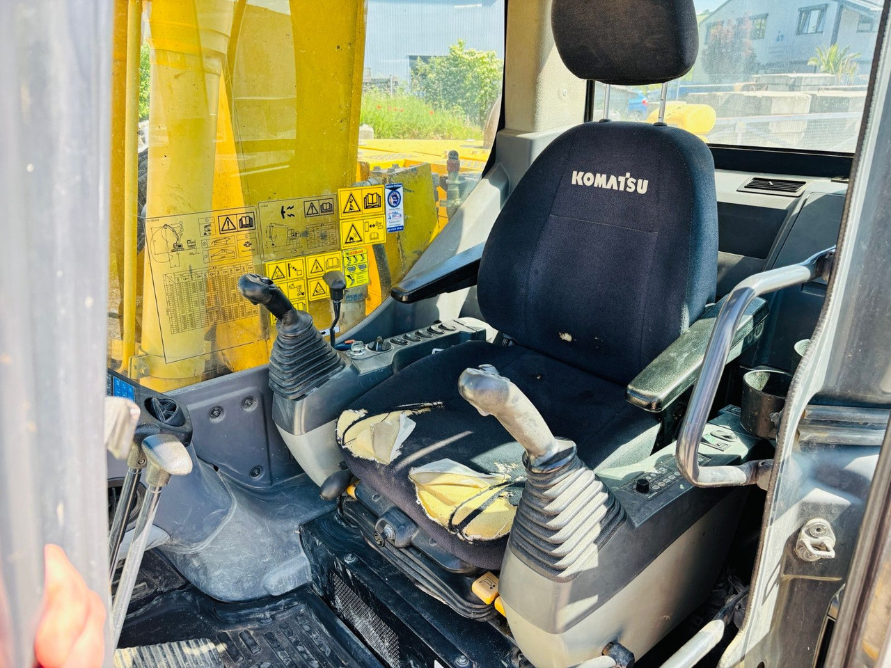 Komatsu PC138US-8 - Bandgrävare: bild 3 Komatsu PC138US-8 - Bandgrävare: bild 3