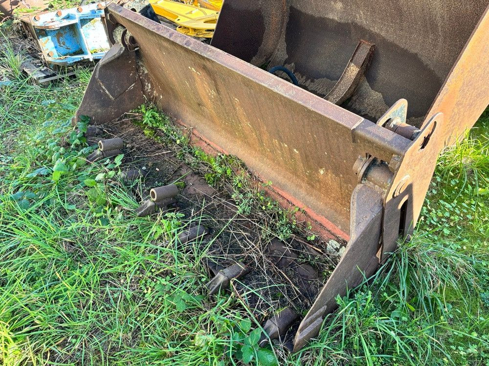 Schaeff Klappschaufel Greiferschaufel - Hjullastare: bild 3 Schaeff Klappschaufel Greiferschaufel - Hjullastare: bild 3