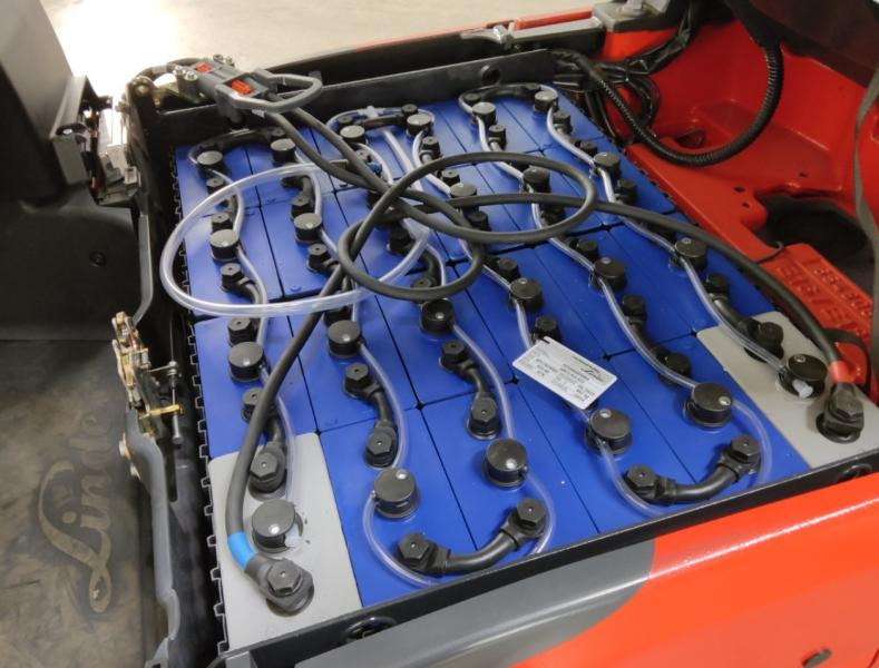 Fenwick E16 02 - Eltruck: bild 4 Fenwick E16 02 - Eltruck: bild 4