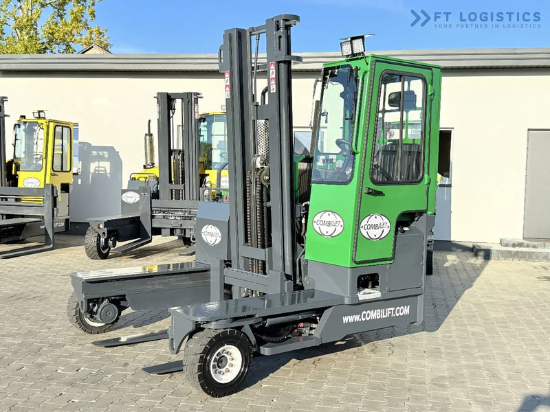 Combilift C4000 / DIESEL / DUPLEX 4100MM / FREE LIFT / SIDE SHIFT / FULL CABIN / EXCELLENT CONDITION / Wide range of four-way and side loa - 4-vägstruck: bild 1 Combilift C4000 / DIESEL / DUPLEX 4100MM / FREE LIFT / SIDE SHIFT / FULL CABIN / EXCELLENT CONDITION / Wide range of four-way and side loa - 4-vägstruck: bild 1