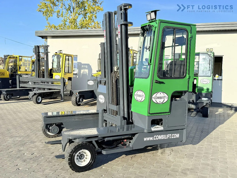 Combilift C4000 / DIESEL / DUPLEX 4100MM / FREE LIFT / SIDE SHIFT / FULL CABIN / EXCELLENT CONDITION / Wide range of four-way and side loa - 4-vägstruck: bild 3 Combilift C4000 / DIESEL / DUPLEX 4100MM / FREE LIFT / SIDE SHIFT / FULL CABIN / EXCELLENT CONDITION / Wide range of four-way and side loa - 4-vägstruck: bild 3