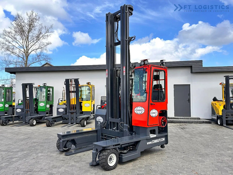 Combilift C4000 / TRIPLEX / 9300MM / FREE LIFT / POSITIONER / LPG / CABIN C4000 / TRIPLEX / 9300MM / FREE LIFT / POSITIONER / LPG / CABIN - 4-vägstruck: bild 2 Combilift C4000 / TRIPLEX / 9300MM / FREE LIFT / POSITIONER / LPG / CABIN C4000 / TRIPLEX / 9300MM / FREE LIFT / POSITIONER / LPG / CABIN - 4-vägstruck: bild 2