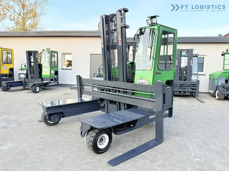 Combilift C4500 / DIESEL / DUPLEX 4000MM / WIDE FORK POSITIONER / HEATING / FULL CABIN / EXCELLENT CONDITION / A wide range of four-way an - 4-vägstruck: bild 3 Combilift C4500 / DIESEL / DUPLEX 4000MM / WIDE FORK POSITIONER / HEATING / FULL CABIN / EXCELLENT CONDITION / A wide range of four-way an - 4-vägstruck: bild 3