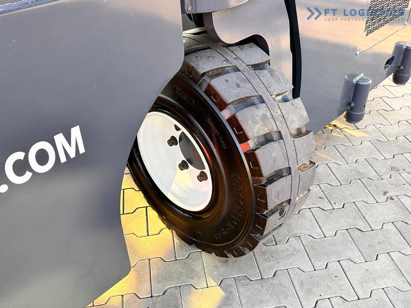 4-vägstruck Combilift C5000SL / 5T / DUPLEX – 4000 MM / FREE LIFT / LPG / LIKE NEW!!! C5000SL / 5T / DUPLEX – 4000 MM / FREE LIFT / LPG / LIKE NEW!!!: bild 11