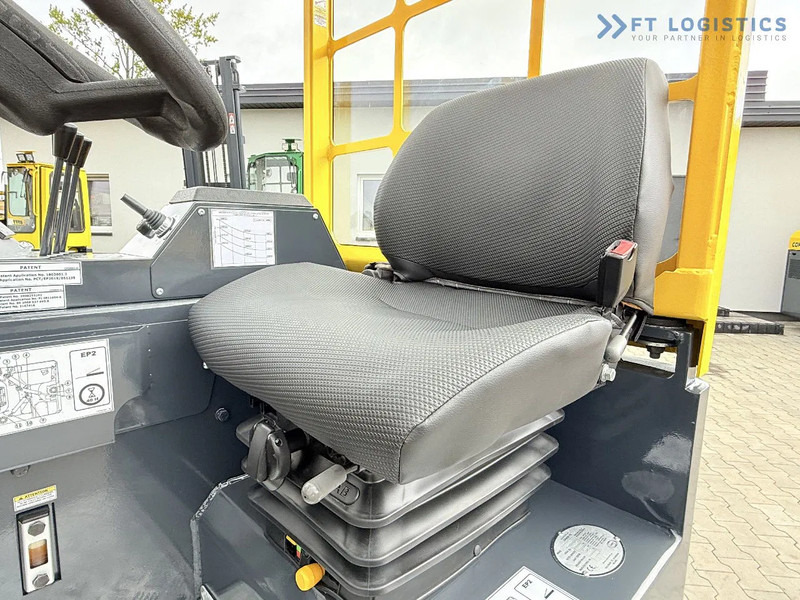 4-vägstruck Combilift CB4000 / GAS / TRIPLEX 5200MM / FREE LIFT / FORK POSITIONER / SIDE SHIFT / EXCELLENT CONDITION / Wide range of four-way and side: bild 11 4-vägstruck Combilift CB4000 / GAS / TRIPLEX 5200MM / FREE LIFT / FORK POSITIONER / SIDE SHIFT / EXCELLENT CONDITION / Wide range of four-way and side: bild 11