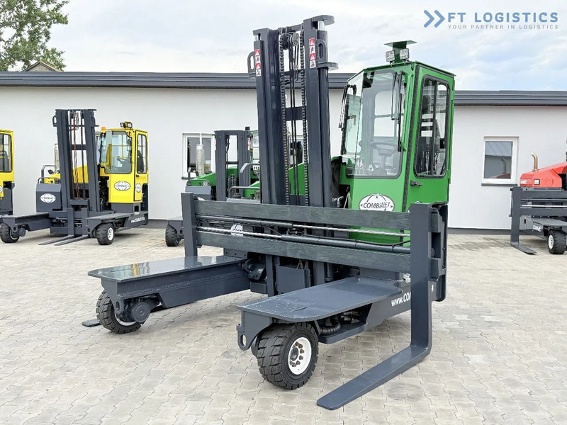 Combilift Combilift C4500 / DIESEL / DUPLEX 4000MM / WIDE FORK POSITIONER / HEATING / FULL CABIN / PERFECT CONDITION / Wide range of four- - 4-vägstruck: bild 3 Combilift Combilift C4500 / DIESEL / DUPLEX 4000MM / WIDE FORK POSITIONER / HEATING / FULL CABIN / PERFECT CONDITION / Wide range of four- - 4-vägstruck: bild 3