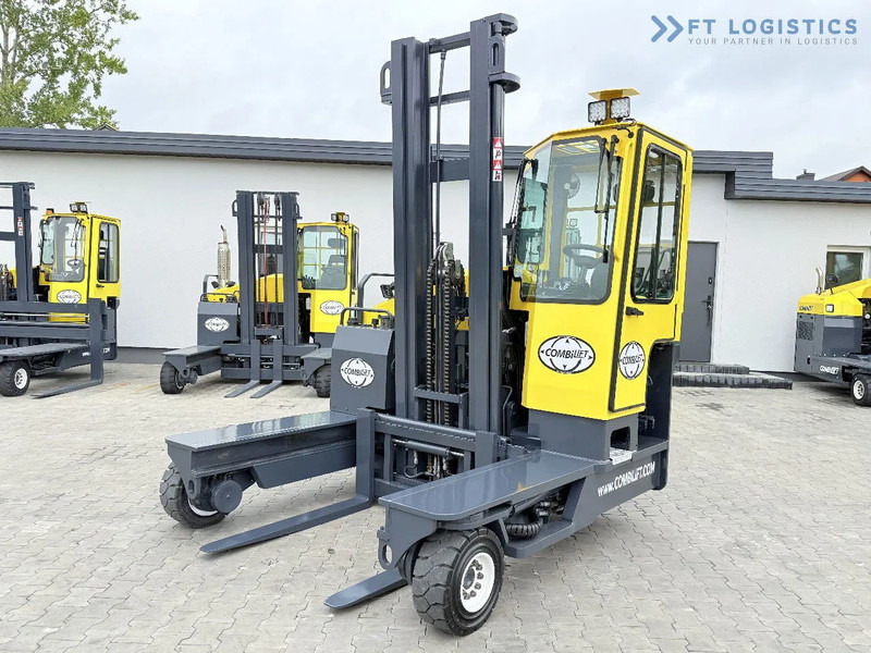 Combilift Combilift FOUR-WAY / MULTI-DIRECTIONAL FORKLIFT C4000 / GAS / DUPLEX 4600MM / ONLY 5614 OPERATING HOURS / FORK POSITIONER / FULL - 4-vägstruck: bild 3 Combilift Combilift FOUR-WAY / MULTI-DIRECTIONAL FORKLIFT C4000 / GAS / DUPLEX 4600MM / ONLY 5614 OPERATING HOURS / FORK POSITIONER / FULL - 4-vägstruck: bild 3