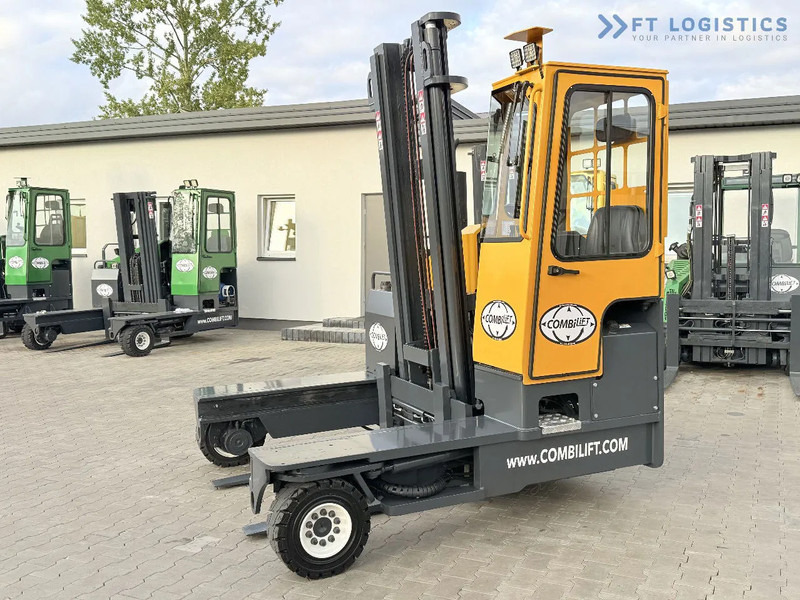 Combilift Combilift FOUR-WAY – MULTI-DIRECTIONAL FORKLIFT / COMBILIFT C4000 / DIESEL / DUPLEX 4100MM / FORK POSITIONER / FULL HEATED CABIN - 4-vägstruck: bild 2 Combilift Combilift FOUR-WAY – MULTI-DIRECTIONAL FORKLIFT / COMBILIFT C4000 / DIESEL / DUPLEX 4100MM / FORK POSITIONER / FULL HEATED CABIN - 4-vägstruck: bild 2