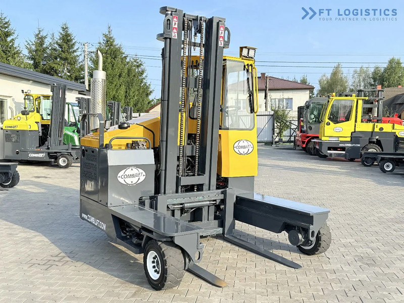 Combilift Combilift FOUR-WAY MULTIDIRECTIONAL FORKLIFT C4000 / GAS / DUPLEX 4500MM / ONLY 6604 HOURS / SIDE SHIFT / FULL CABIN / PERFECT C - 4-vägstruck: bild 5 Combilift Combilift FOUR-WAY MULTIDIRECTIONAL FORKLIFT C4000 / GAS / DUPLEX 4500MM / ONLY 6604 HOURS / SIDE SHIFT / FULL CABIN / PERFECT C - 4-vägstruck: bild 5