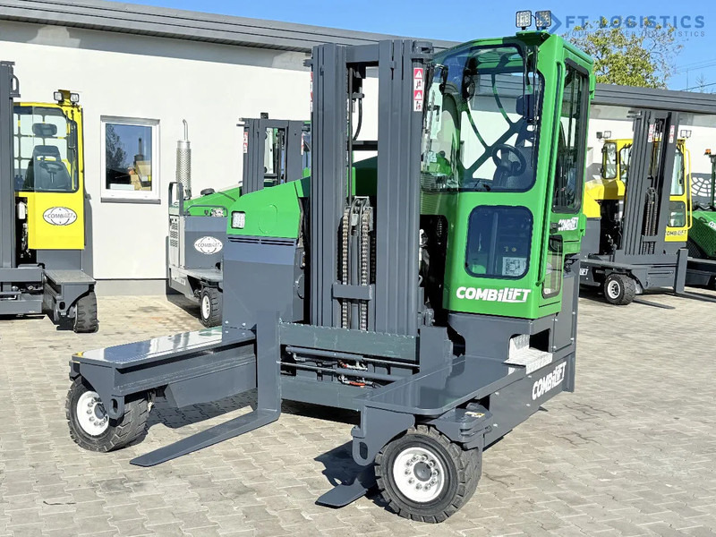 Combilift Combilift FOUR-WAY MULTIDIRECTIONAL FORKLIFT C4500 / DIESEL / TRIPLEX 4900MM / ONLY 4854 HOURS / FORK POSITIONER / FULL CABIN – - 4-vägstruck: bild 5 Combilift Combilift FOUR-WAY MULTIDIRECTIONAL FORKLIFT C4500 / DIESEL / TRIPLEX 4900MM / ONLY 4854 HOURS / FORK POSITIONER / FULL CABIN – - 4-vägstruck: bild 5