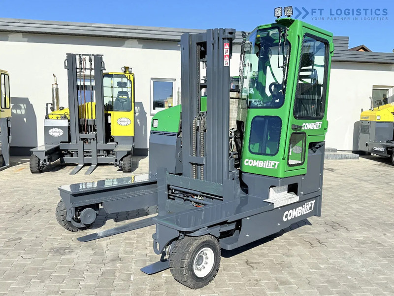 4-vägstruck Combilift Combilift FOUR-WAY MULTIDIRECTIONAL FORKLIFT C4500 / DIESEL / TRIPLEX 4900MM / ONLY 4854 HOURS / FORK POSITIONER / FULL CABIN –: bild 7 4-vägstruck Combilift Combilift FOUR-WAY MULTIDIRECTIONAL FORKLIFT C4500 / DIESEL / TRIPLEX 4900MM / ONLY 4854 HOURS / FORK POSITIONER / FULL CABIN –: bild 7