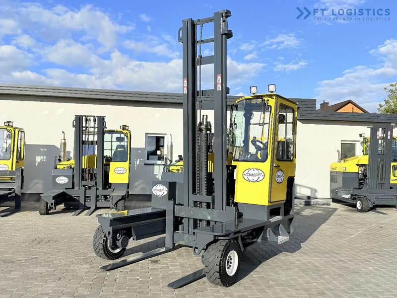 Combilift Combilift FOUR-WAY MULTIDIRECTIONAL FORKLIFT C5000XL / GAS / DUPLEX 6000MM / ONLY 3479 HOURS / SIDE SHIFT / FULL CABIN / PERFECT - 4-vägstruck: bild 1 Combilift Combilift FOUR-WAY MULTIDIRECTIONAL FORKLIFT C5000XL / GAS / DUPLEX 6000MM / ONLY 3479 HOURS / SIDE SHIFT / FULL CABIN / PERFECT - 4-vägstruck: bild 1