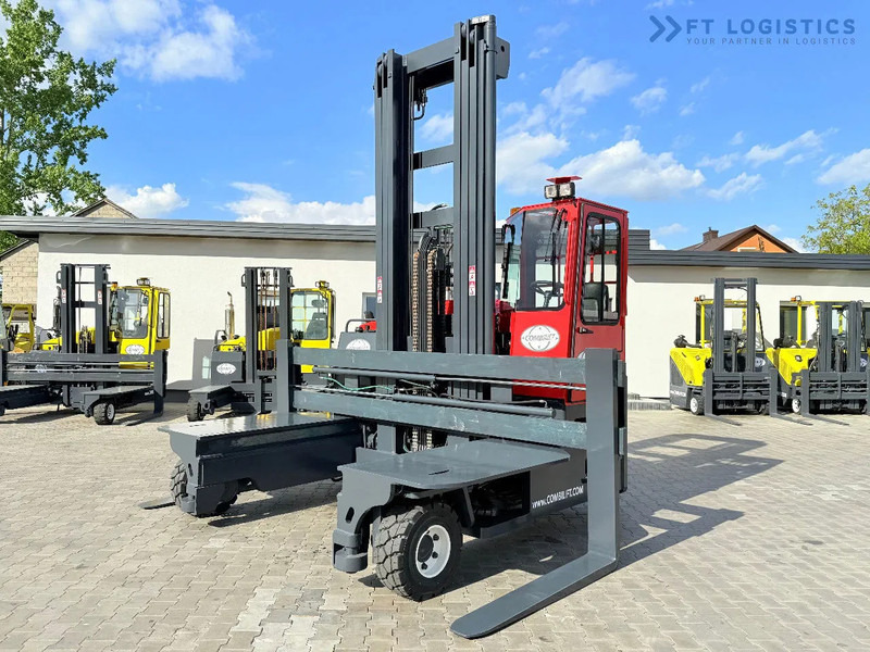 Combilift Combilift Wózki 4-kierunkowe C8000 / GAS / TRIPLEX 8300 / WIDE FORK POSITIRONER / FREE-LIFT / A comprehensive range of four-way - 4-vägstruck: bild 1 Combilift Combilift Wózki 4-kierunkowe C8000 / GAS / TRIPLEX 8300 / WIDE FORK POSITIRONER / FREE-LIFT / A comprehensive range of four-way - 4-vägstruck: bild 1