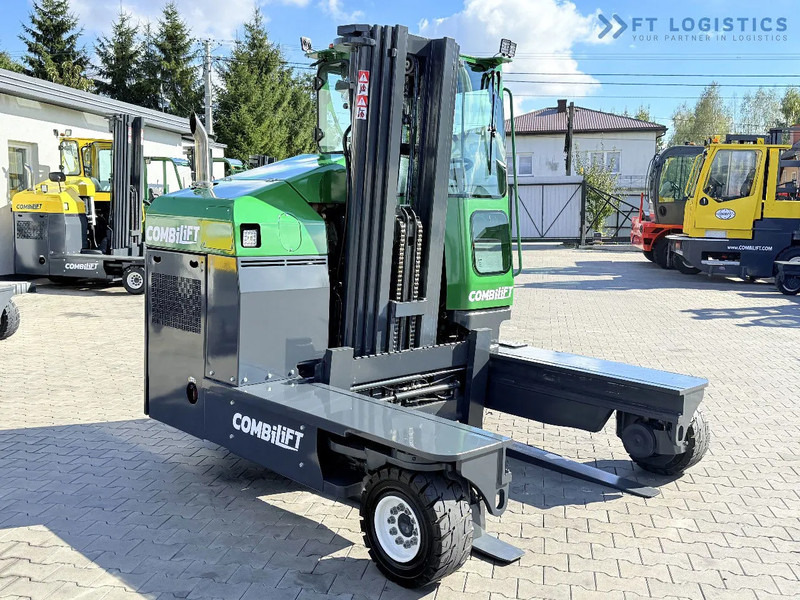 Combilift FOUR-WAY / MULTI-DIRECTIONAL FORKLIFT C4500 / DIESEL / TRIPLEX 4900MM / ONLY 4160 WORKING HOURS / FORK POSITIONER / FULL CABIN W - 4-vägstruck: bild 5 Combilift FOUR-WAY / MULTI-DIRECTIONAL FORKLIFT C4500 / DIESEL / TRIPLEX 4900MM / ONLY 4160 WORKING HOURS / FORK POSITIONER / FULL CABIN W - 4-vägstruck: bild 5