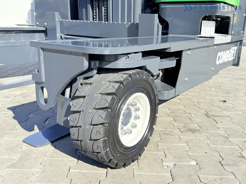 Combilift FOUR-WAY / MULTI-DIRECTIONAL FORKLIFT C4500 / DIESEL / TRIPLEX 4900MM / ONLY 4160 WORKING HOURS / FORK POSITIONER / FULL CABIN W - 4-vägstruck: bild 3 Combilift FOUR-WAY / MULTI-DIRECTIONAL FORKLIFT C4500 / DIESEL / TRIPLEX 4900MM / ONLY 4160 WORKING HOURS / FORK POSITIONER / FULL CABIN W - 4-vägstruck: bild 3