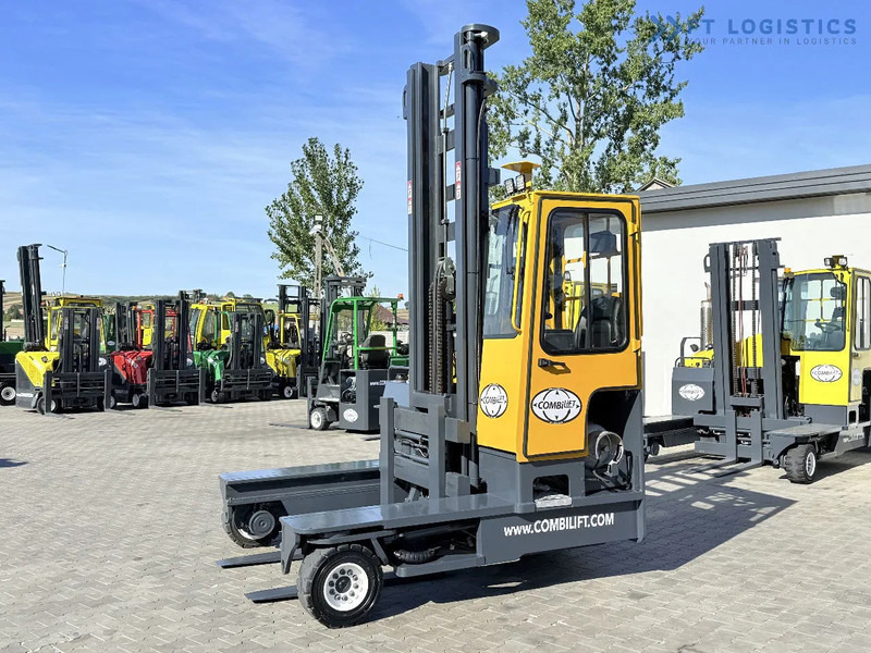Combilift FOUR-WAY MULTIDIRECTIONAL FORKLIFT / C4000 / DUPLEX - 5500MM / FREE-LIFT / FORKS POSITIONER / LIKE-NEW FOUR-WAY MULTIDIRECTIONAL - 4-vägstruck: bild 3 Combilift FOUR-WAY MULTIDIRECTIONAL FORKLIFT / C4000 / DUPLEX - 5500MM / FREE-LIFT / FORKS POSITIONER / LIKE-NEW FOUR-WAY MULTIDIRECTIONAL - 4-vägstruck: bild 3