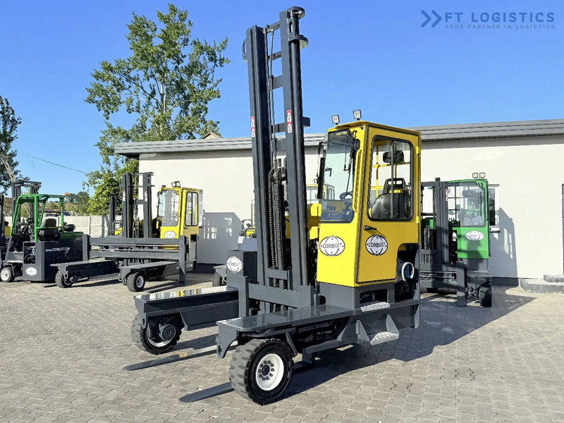 Combilift FOUR-WAY MULTIDIRECTIONAL FORKLIFT C5000 / GAS / TRIPLEX 6000MM / ONLY 4263 HOURS / FORK POSITIONER / EXCELLENT CONDITION / Wide - 4-vägstruck: bild 2 Combilift FOUR-WAY MULTIDIRECTIONAL FORKLIFT C5000 / GAS / TRIPLEX 6000MM / ONLY 4263 HOURS / FORK POSITIONER / EXCELLENT CONDITION / Wide - 4-vägstruck: bild 2