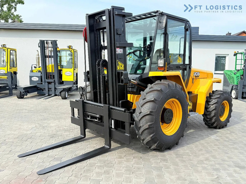 JCB 940 / DIESEL / TRIPLEX 4500MM / FORK POSITIONER / SIDE SHIFT / 4T / NEW TYRES / LIKE NEW 940 / DIESEL / TRIPLEX 4500MM / FORK PO - Terrängtruck: bild 1 JCB 940 / DIESEL / TRIPLEX 4500MM / FORK POSITIONER / SIDE SHIFT / 4T / NEW TYRES / LIKE NEW 940 / DIESEL / TRIPLEX 4500MM / FORK PO - Terrängtruck: bild 1