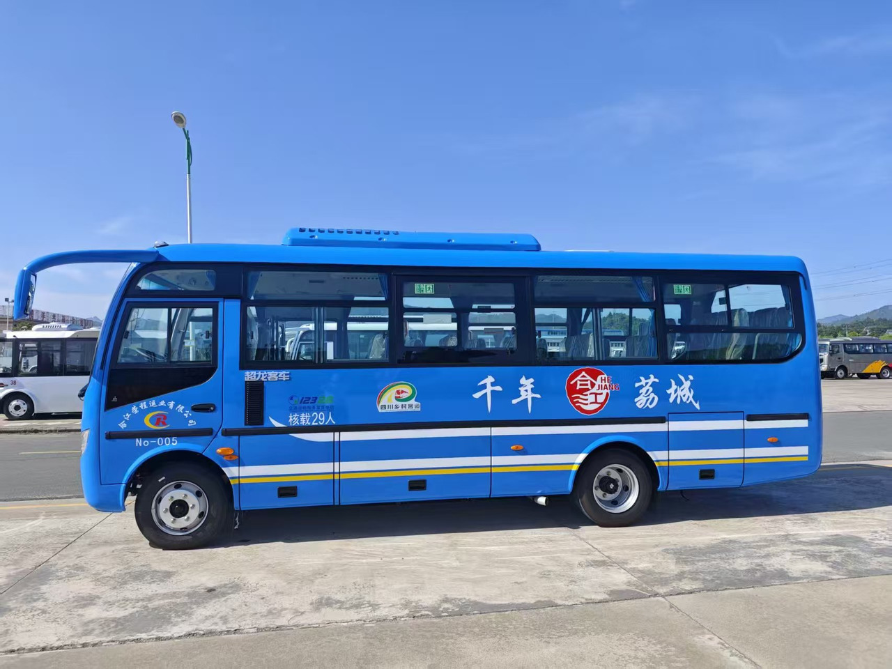 DONGFENG CNG 30 seats - Turistbuss: bild 2 DONGFENG CNG 30 seats - Turistbuss: bild 2