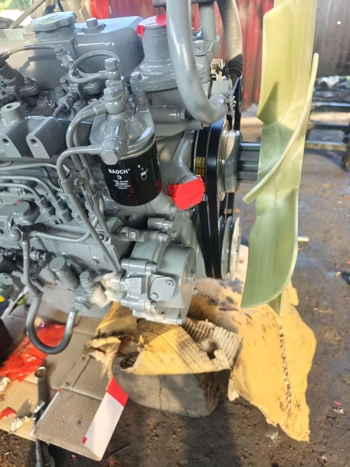 ISUZU 4BG1 - Motor för Grävmaskin: bild 1 ISUZU 4BG1 - Motor för Grävmaskin: bild 1