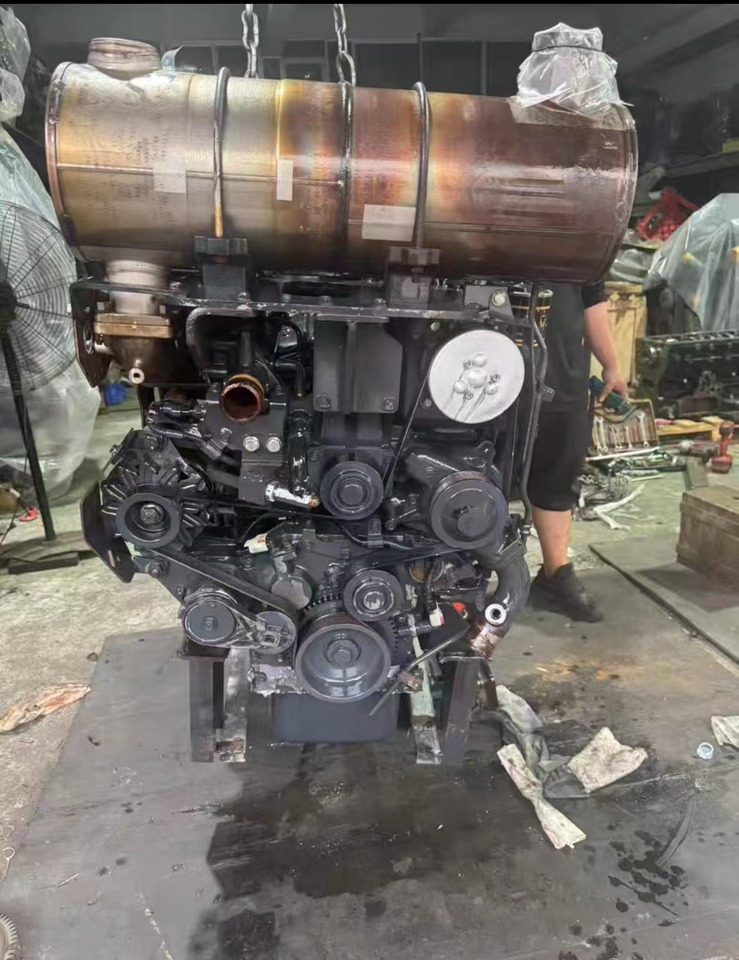 KOMATSU 4D95LE-6 - Motor för Minigrävmaskin: bild 1 KOMATSU 4D95LE-6 - Motor för Minigrävmaskin: bild 1