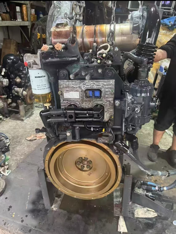 KOMATSU 4D95LE-6 - Motor för Grävmaskin: bild 3 KOMATSU 4D95LE-6 - Motor för Grävmaskin: bild 3