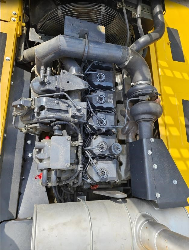 KOMATSU 6D125E-3 - Motor för Grävmaskin: bild 2 KOMATSU 6D125E-3 - Motor för Grävmaskin: bild 2