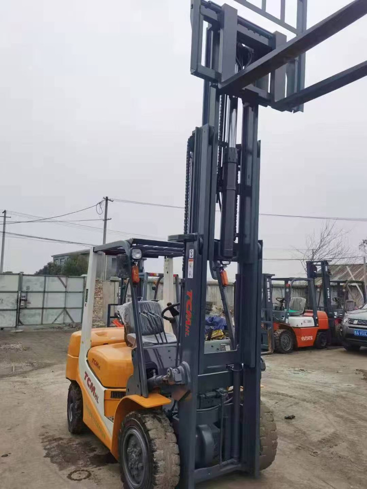 TCM 5 TONS 2 stages - Dieseltruck: bild 3 TCM 5 TONS 2 stages - Dieseltruck: bild 3