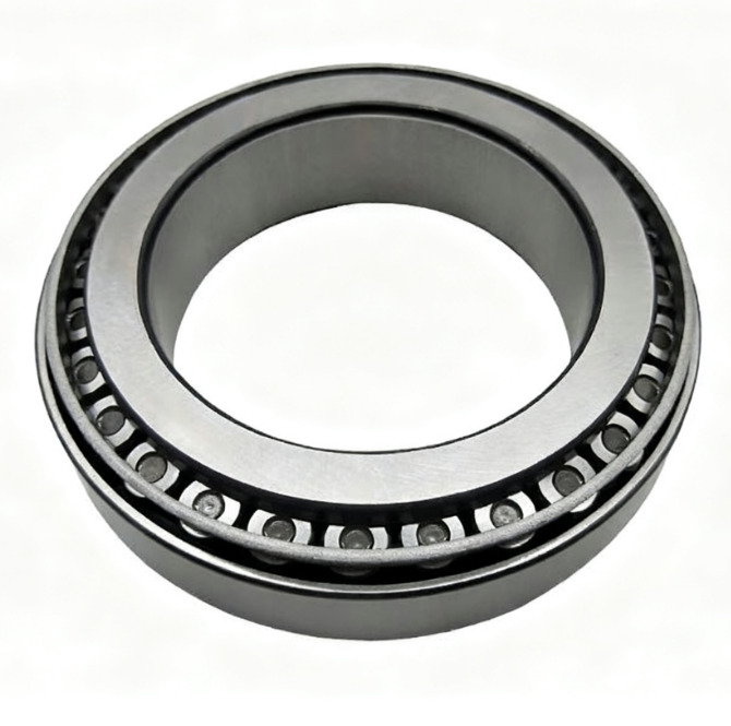 VOLVO 184623 - Motorlager för Lastbil med skåp: bild 1 VOLVO 184623 - Motorlager för Lastbil med skåp: bild 1