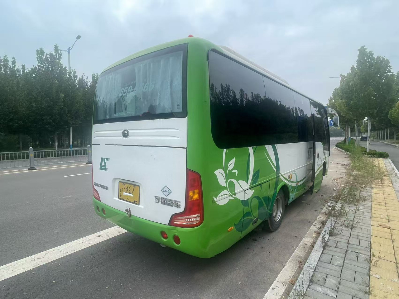 YUTONG 31 seats ZK6852HNG2 - Turistbuss: bild 5 YUTONG 31 seats ZK6852HNG2 - Turistbuss: bild 5