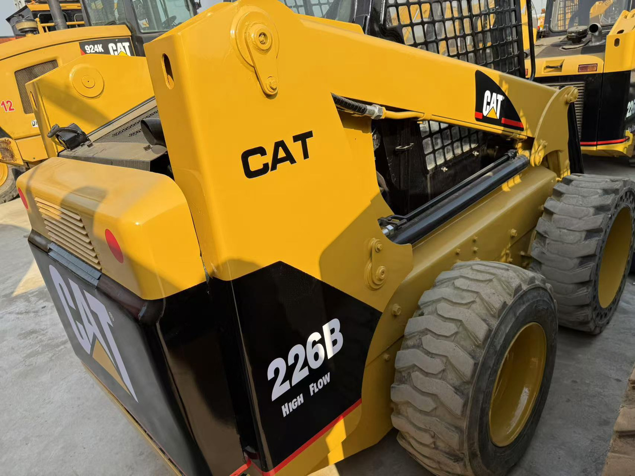 CATERPILLAR Used Mini Small CAT226B Skid Steer Loader in Stock with Best Review for Sale - Kompaktlastare/ Slirstyrda lastare: bild 3 CATERPILLAR Used Mini Small CAT226B Skid Steer Loader in Stock with Best Review for Sale - Kompaktlastare/ Slirstyrda lastare: bild 3