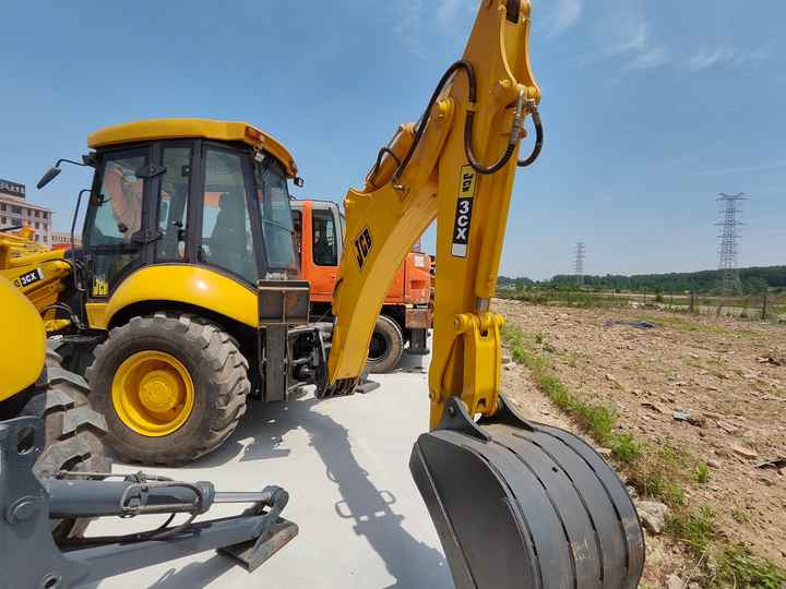 Cheap Price JCB 3CX Backhoe Loader in Excellent Condition for Sale JCB3CX JCB 4CX Available for Sale - Grävlastare: bild 2 Cheap Price JCB 3CX Backhoe Loader in Excellent Condition for Sale JCB3CX JCB 4CX Available for Sale - Grävlastare: bild 2