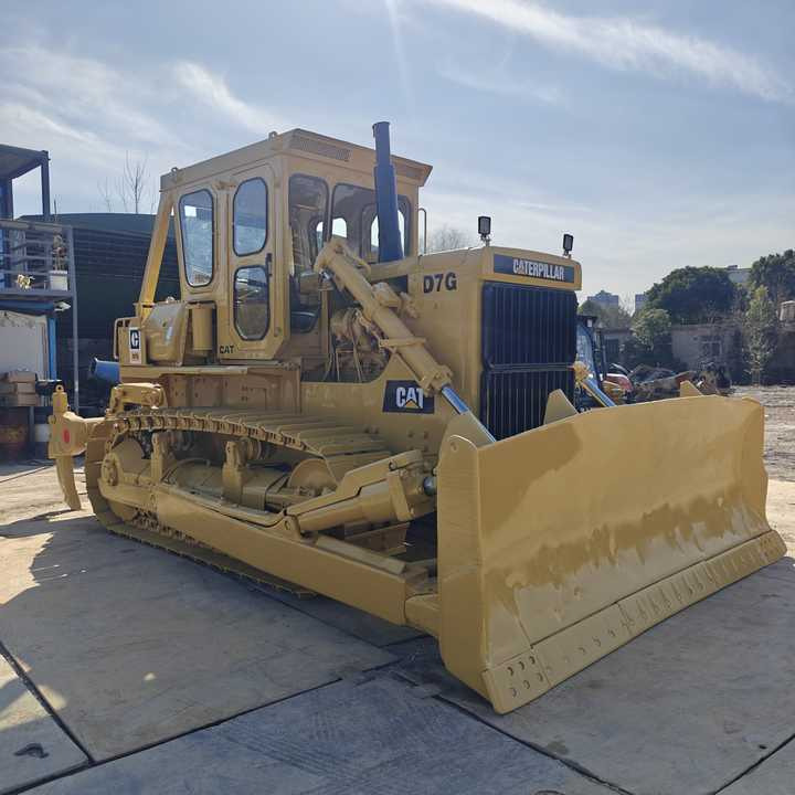 Good Condition Caterpillar CATD7G Original Japan Used Crawler Dozer Used CAT D6 D7 D10 Second Hand Bulldozers for Sale - Bulldozer: bild 5 Good Condition Caterpillar CATD7G Original Japan Used Crawler Dozer Used CAT D6 D7 D10 Second Hand Bulldozers for Sale - Bulldozer: bild 5