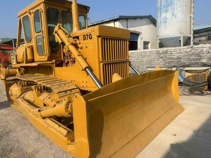 Used Cat D7G New Model Bulldozer Second Hand Machine Popular Brand Caterpillar Crawler Bulldozer Hydraulic Machinery - Bulldozer: bild 2 Used Cat D7G New Model Bulldozer Second Hand Machine Popular Brand Caterpillar Crawler Bulldozer Hydraulic Machinery - Bulldozer: bild 2