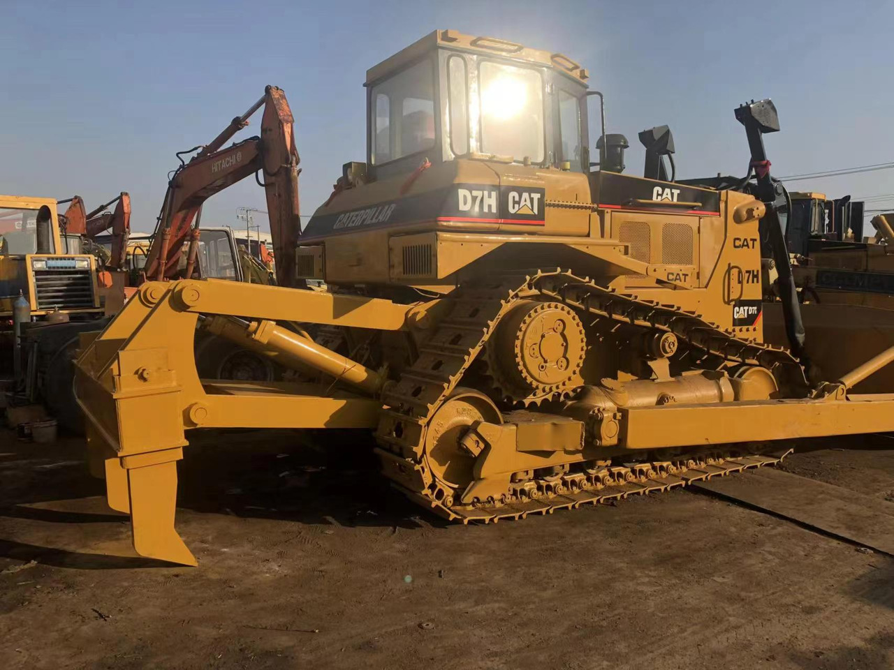 Used Caterpillar Cat D7H Dozer, Second Hand Cat D7H Bulldozer With Stong Blade - Bulldozer: bild 4 Used Caterpillar Cat D7H Dozer, Second Hand Cat D7H Bulldozer With Stong Blade - Bulldozer: bild 4