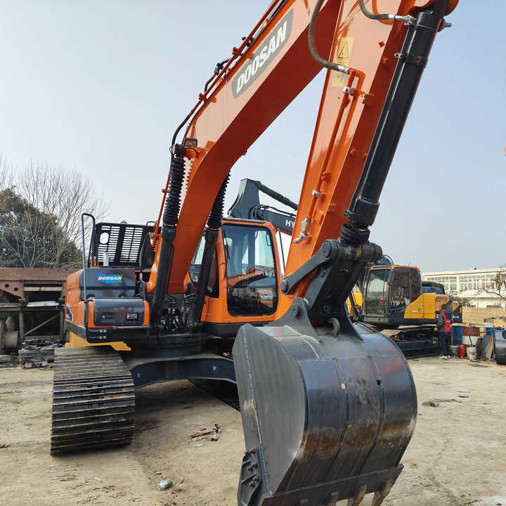 Used Excavator Doosan DX225LC-9 Excavators Mini Equipment Earth Moving Machinery Doosan Digger Excavator for Sale - Bandgrävare: bild 5 Used Excavator Doosan DX225LC-9 Excavators Mini Equipment Earth Moving Machinery Doosan Digger Excavator for Sale - Bandgrävare: bild 5