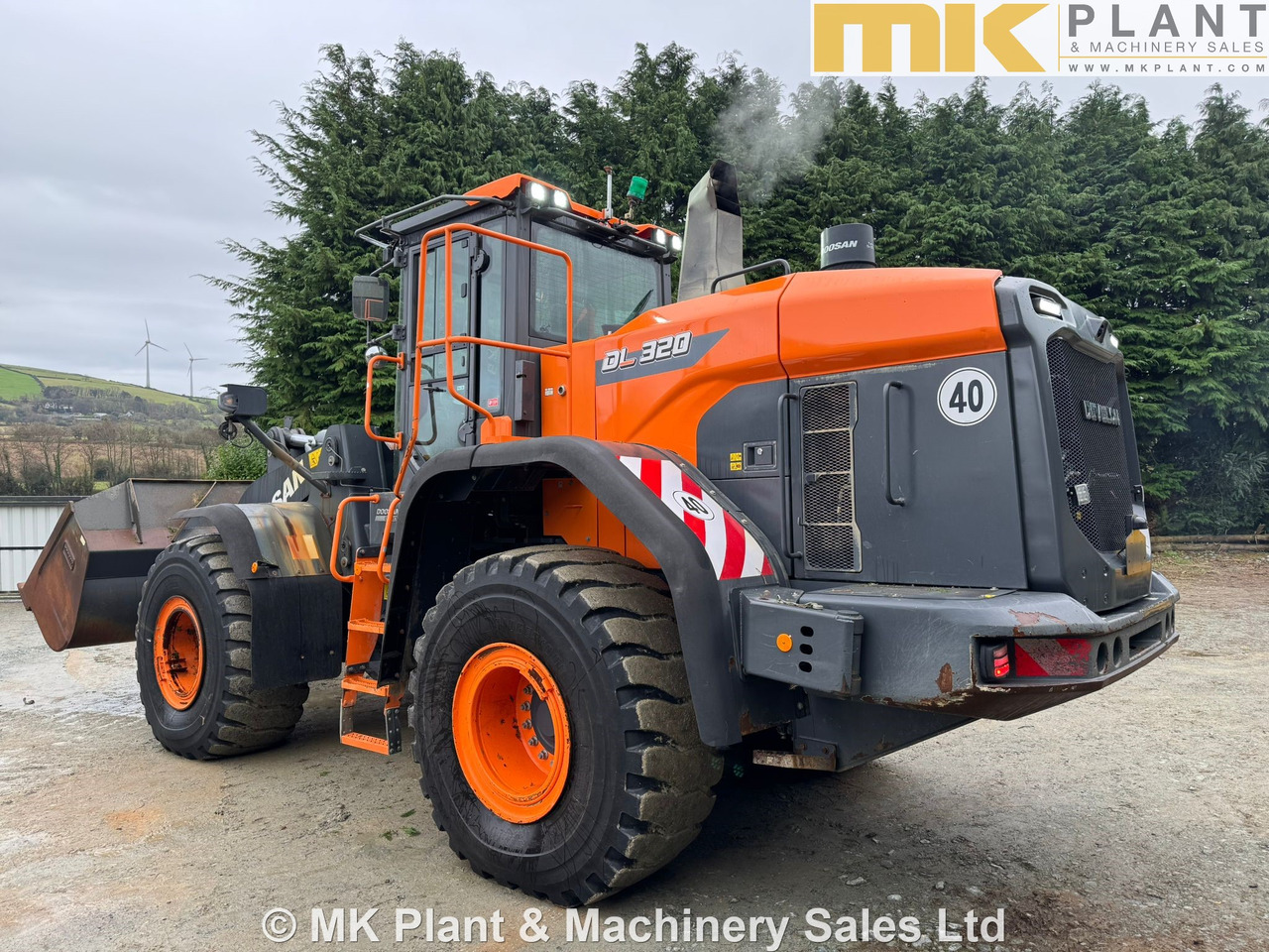 DOOSAN DL320-7 - Hjullastare: bild 2 DOOSAN DL320-7 - Hjullastare: bild 2