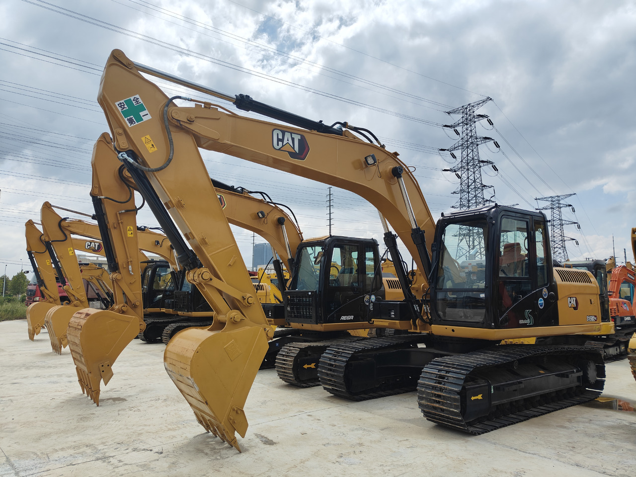 CATERPILLAR 315D2 - Minigrävmaskin: bild 2 CATERPILLAR 315D2 - Minigrävmaskin: bild 2