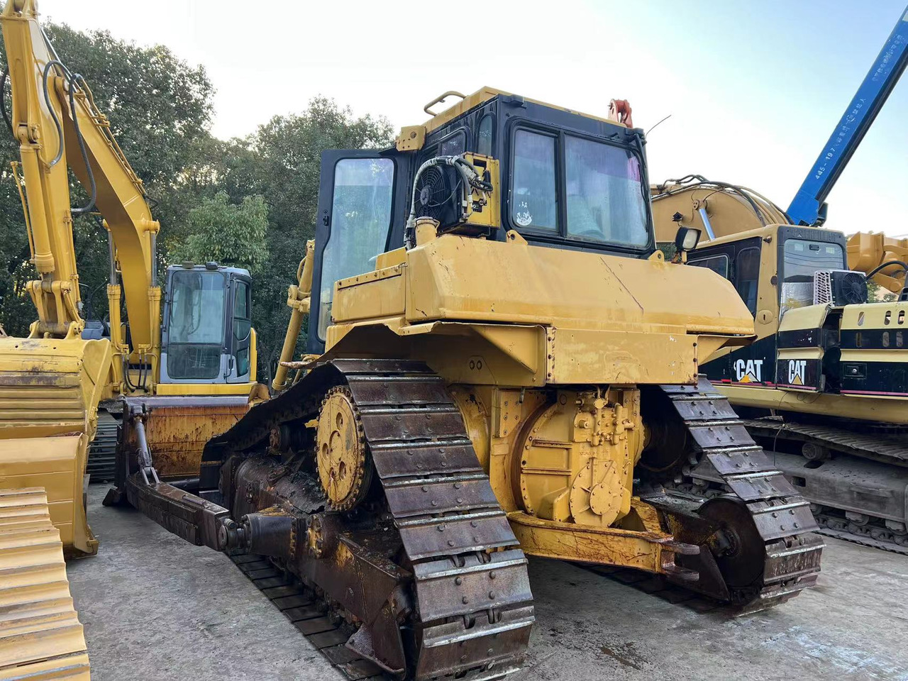 CATERPILLAR D6H - Bulldozer: bild 2 CATERPILLAR D6H - Bulldozer: bild 2