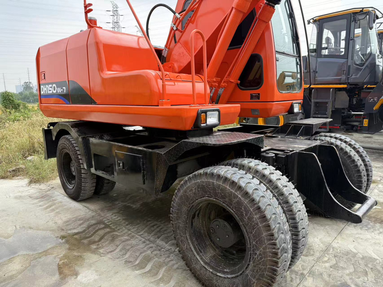 DOOSAN DH150W-7 - Grävmaskin på däck: bild 4 DOOSAN DH150W-7 - Grävmaskin på däck: bild 4