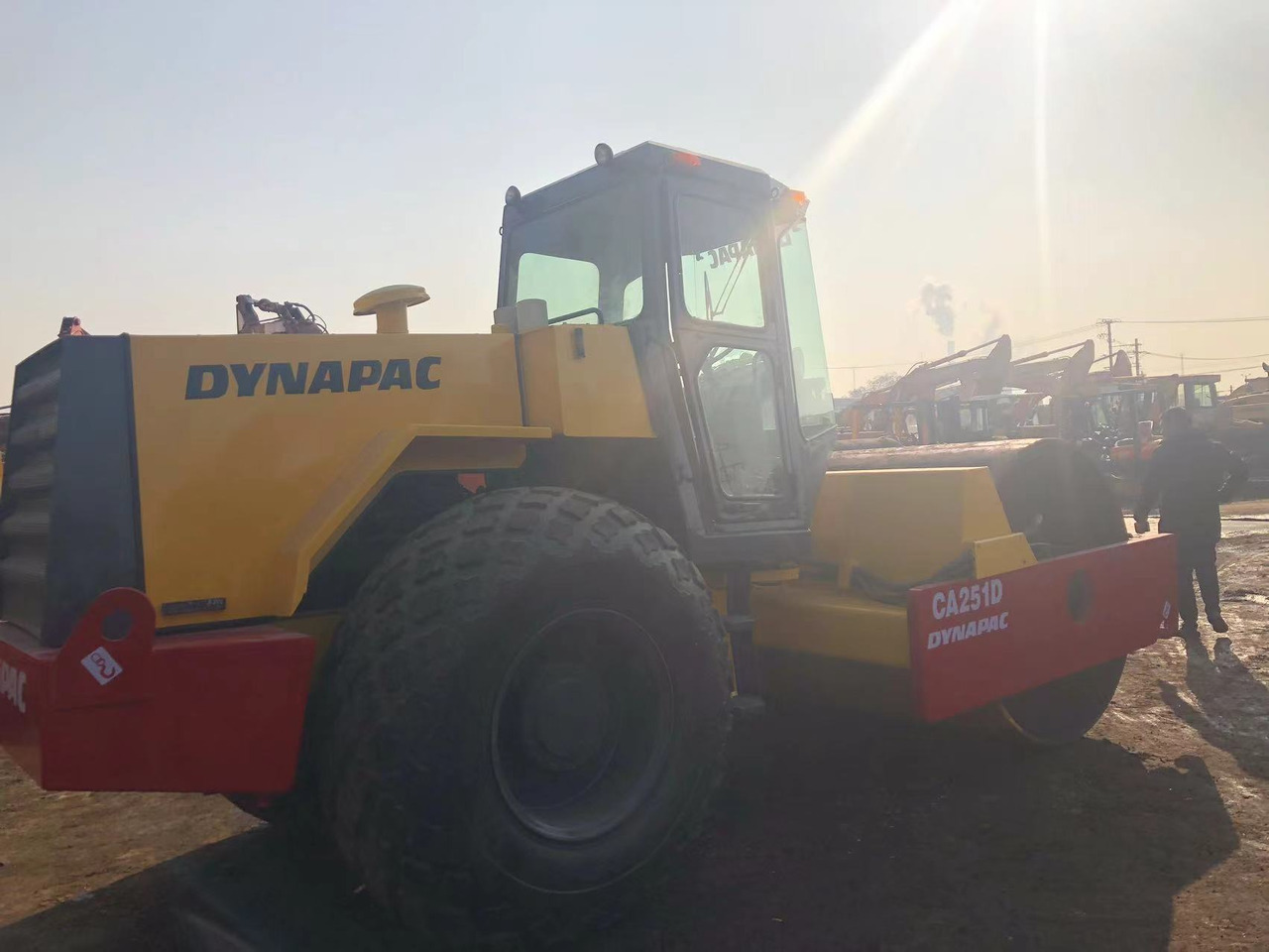 DYNAPAC CA251D - Asfaltvält: bild 4 DYNAPAC CA251D - Asfaltvält: bild 4