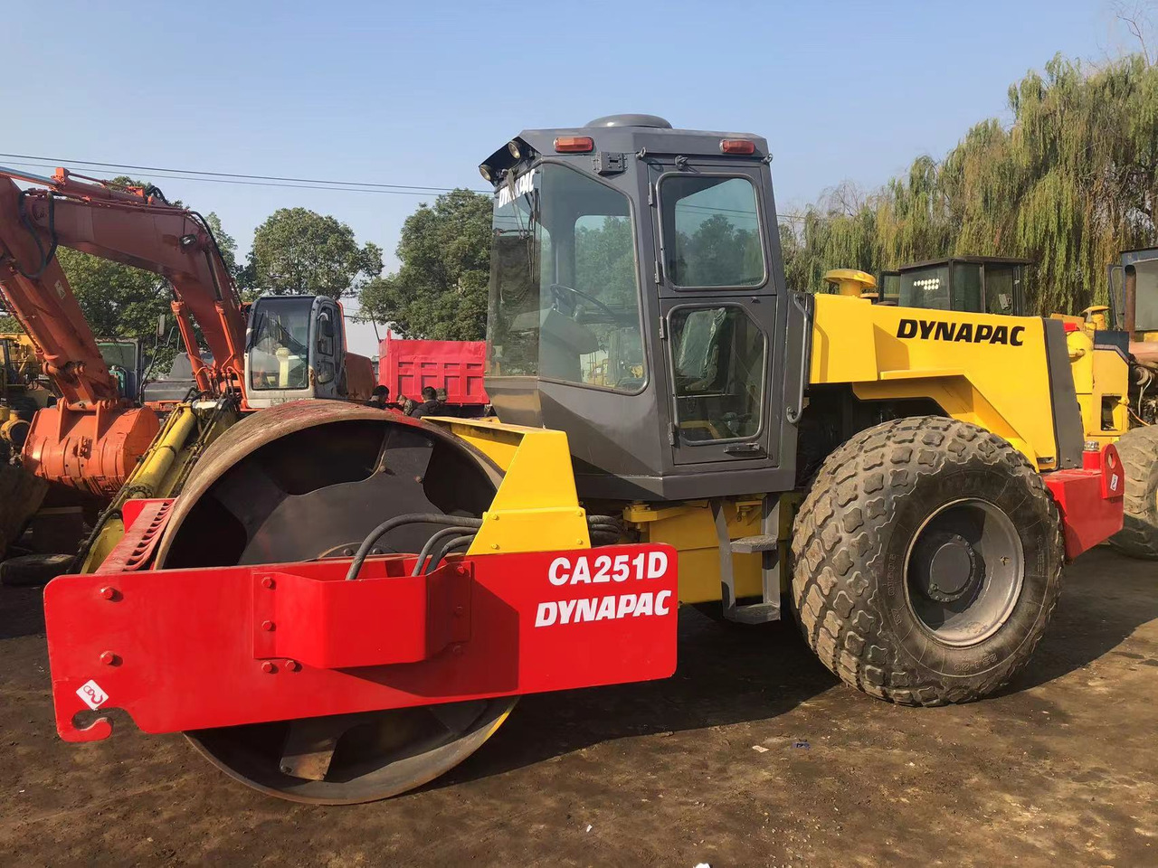 DYNAPAC CA251D - Asfaltvält: bild 2 DYNAPAC CA251D - Asfaltvält: bild 2