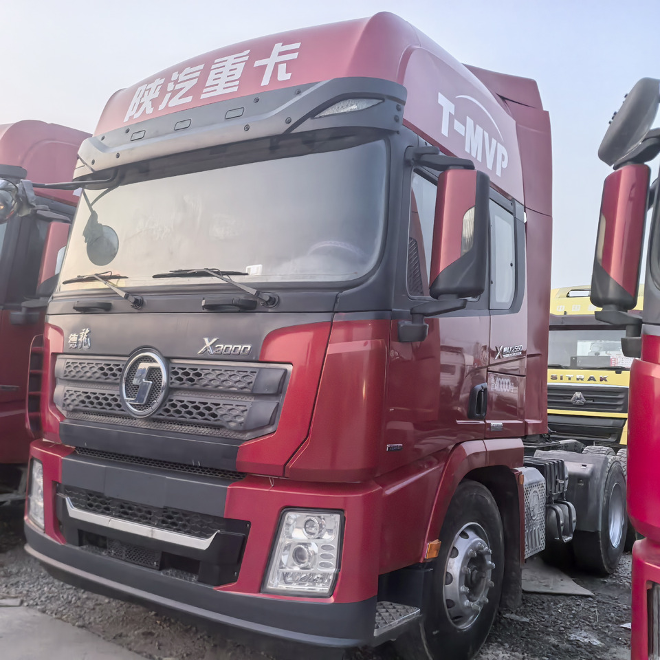 SHACMAN X3000 6x4 - Dragbil: bild 1 SHACMAN X3000 6x4 - Dragbil: bild 1