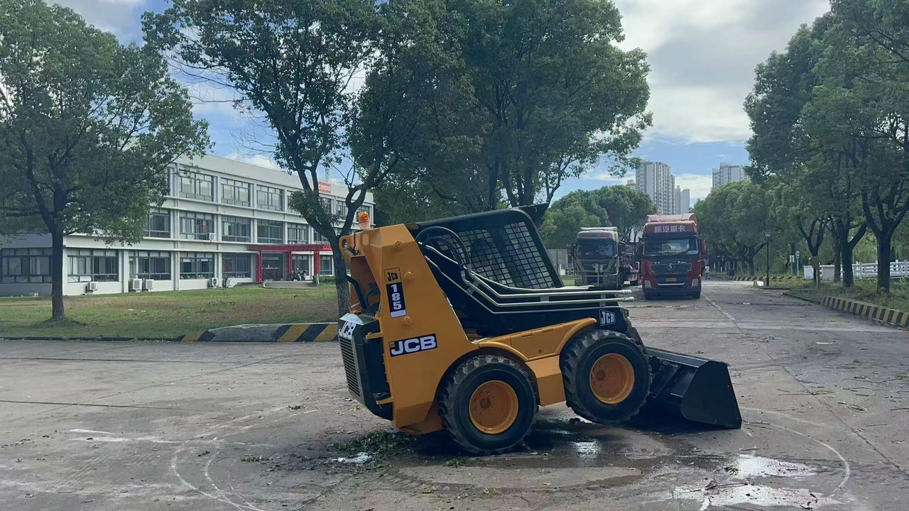 JCB JCB 185 - Kompaktlastare/ Slirstyrda lastare: bild 4 JCB JCB 185 - Kompaktlastare/ Slirstyrda lastare: bild 4